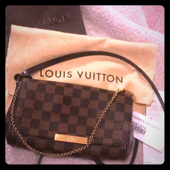 Louis Vuitton Handbags - Authentic Louis Vuitton Favorite PM